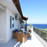 Top Floor 3Bed 2Bath With Stunning 360 View
