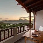 Uncle John'S House With View