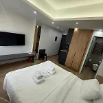 Xclusive Athens Suites