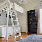 Cozy Apartment In Koukaki