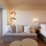 Aelia-Smart Central Beach Flat