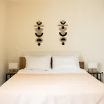 Elysee Apartment 4