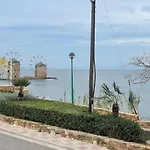 Windmill Escape Apartments A