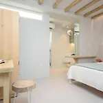 Antony Suites (Adults Only)