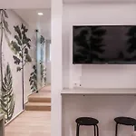 Millennial Apartments Trikoupi