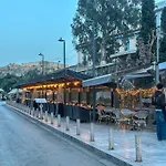 Athens Thissio Metro Stop 10 Min To The Acropolis