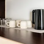 Elysee Apartment 9B