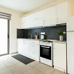 Elysee Apartment 2