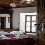 Archontiko Repana - Makrinitsa Stone Retreat