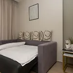 8 Blocks Apartments