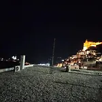 Emilia'S Guest House