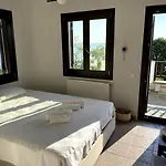 Just Renovated Seaside Home 80 Meters From The Sea