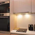 Cozy 3 Bdr Apartment Next To Acropolis