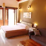 Main Square Apartment