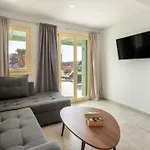 Julia'S Beach Studio, Familienfreundlich Am Meer,Mit Xl Terrasse, Meerespanorama