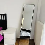 Julia'S City Apartment