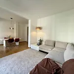 Quaint & Central Acropolis Apartment