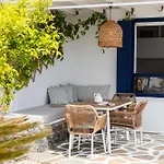 Sand Beach House, Naxos Stelida