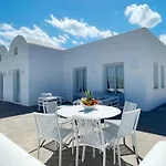 Sea And Sand Villa
