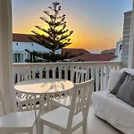 Sunrise Getaway W Sea Views