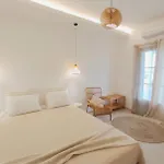 Apanema Paros
