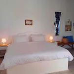 Georgia Rooms Milos