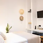 Eleana Hotel