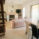 6 Pax Glyfada 2Floor Apartment