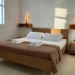Villa Summer Vibes Up To 9 Guests !Free Pick Up Shuttle!
