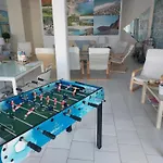 Seafront Studios And Apartments