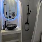 Anoi Rooms