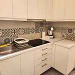 Cozy Apartment For 4 In Kolonaki, Lycabettus