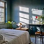 1900 Hotel