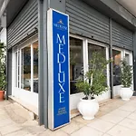 Medluxe Luxury Apartment !