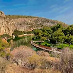 South Blue Luxury Apartment In Vouliagmeni