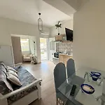 Olive Studio & Apartments