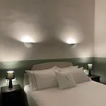 Lovely Athens Apartment 1 Bedroom Apartment Makarov Furnished Balcony And Terrace Outdoor Hot Tub Athinaidos