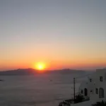 360 Blue House Fira Santorini
