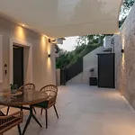 Az Luxury Apartments