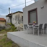 Hara House