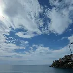 Karnayo Apartments
