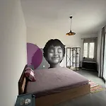 Greyloft22