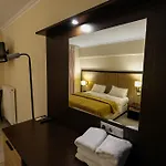 Kaiafas Lake Hotel
