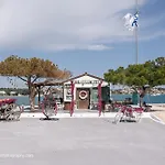 La Pausa