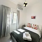 Sky Inn With Great Location Wonderful Acropolis View In Neos Kosmos
