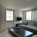 Spacious Athenian 2 Bedroom Apartment Next Metro And Museum