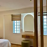 Azzuro Suite