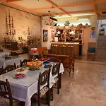 Samaina Hotel