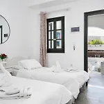 Eleni Rooms