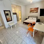 Seaside Apartments & Rooms Kampouri